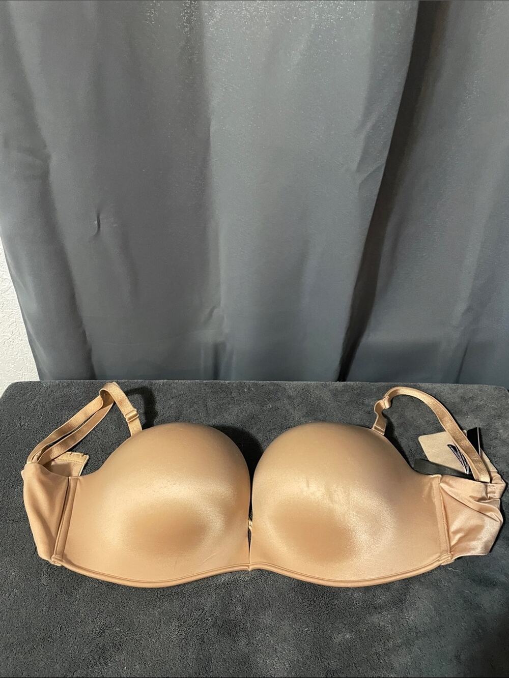 Victoria's Secret Nude/Tan Strapless Push-Up Bra